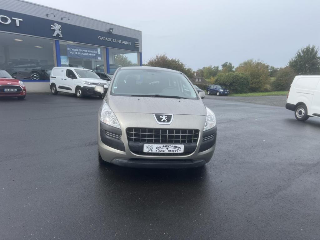 PEUGEOT 3008 1.6 HDi112 FAP Confort Pack